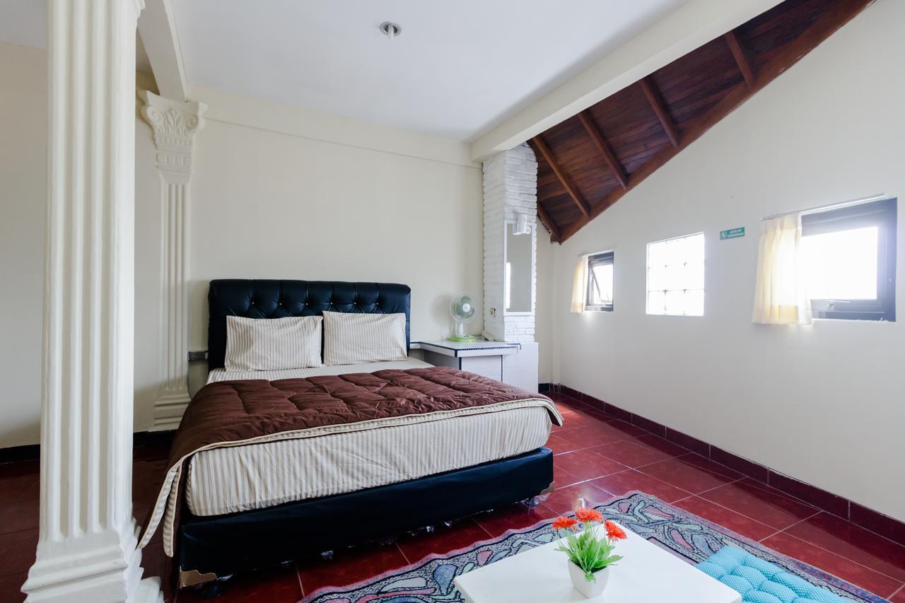Pele Guesthouse 반둥 외부 사진