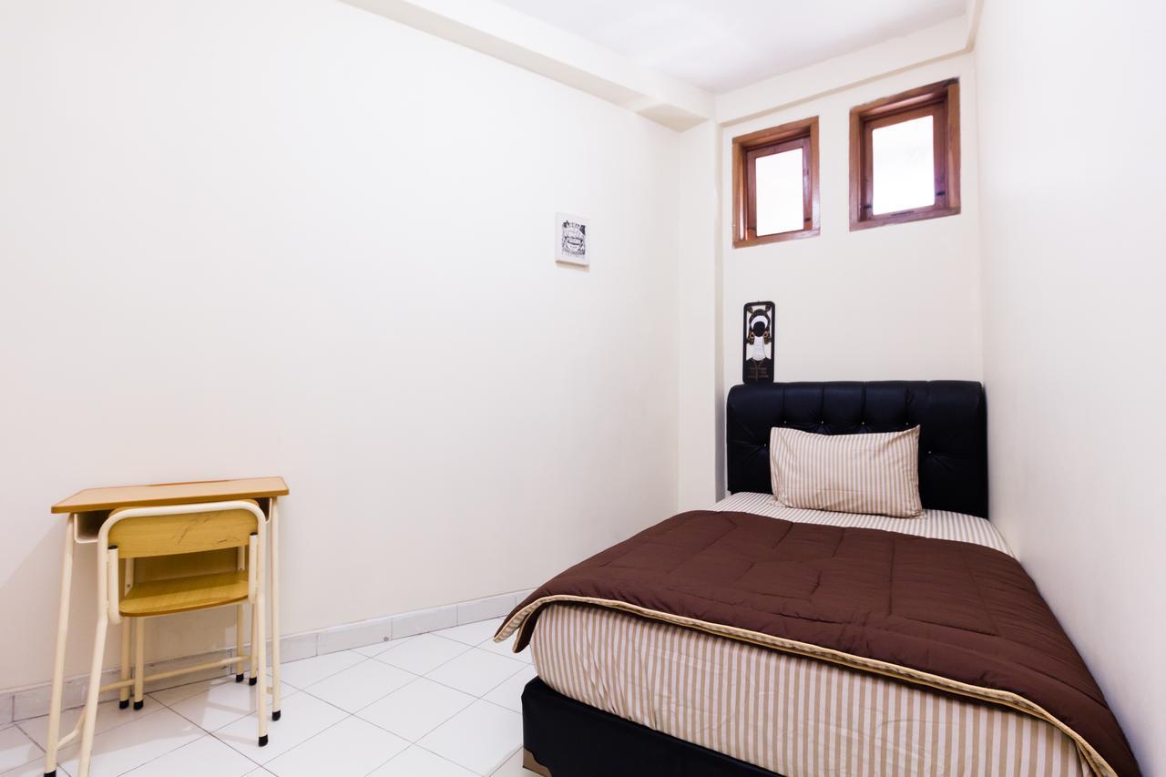 Pele Guesthouse 반둥 외부 사진